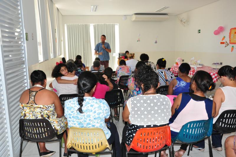 José Reis - Encontro reuniu cerca de 20 assistidos da associação na tarde de ontem, em Prudente