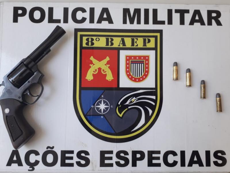 Polícia Militar: Arma de fogo estava escondida no telhado de imóvel