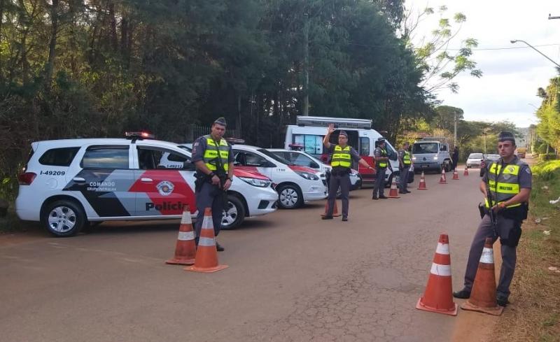 Polícia Militar: Ação se estendeu até a madrugada desta terça-feira.