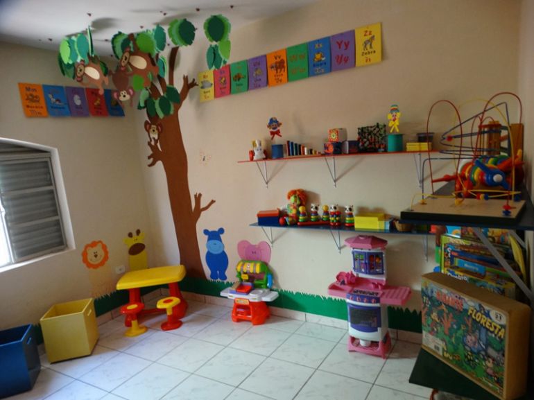 Cedida - Colorida e alegre, como a brinquedoteca. Assim deve ser a vida de uma criança