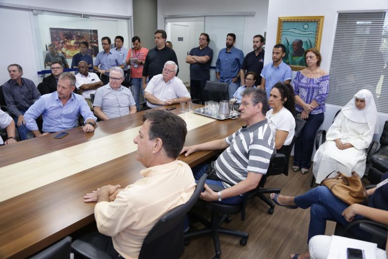  Isadora Crivelli - Representantes de diversas entidades e do poder público se reuniram no gabinete ontem