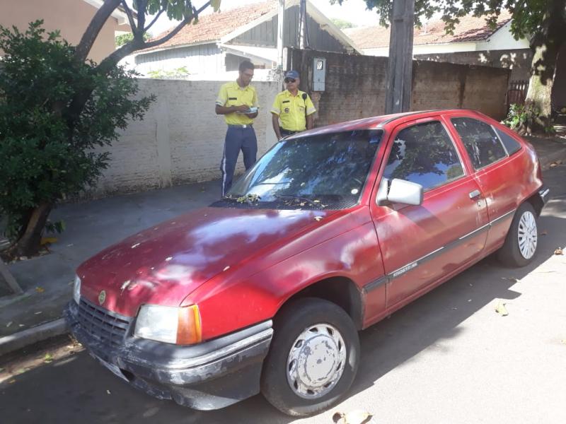 Arquivo - Objetivo da ação é retirar carros em estado de abandono das ruas de Prudente