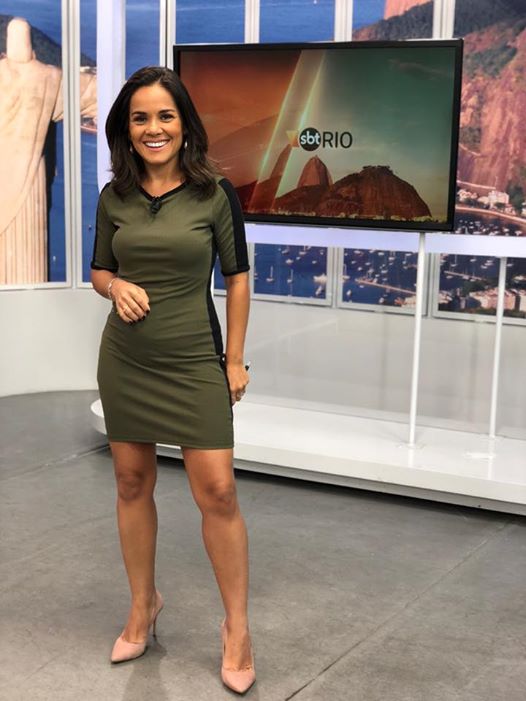 A jornalista Isabele Benito, anastaciana que começou a carreira em Presidente Prudente, esteve afastada da apresentação do “SBT Rio”, para tratar-se da Covid-19, mas já retornou ao trabalho