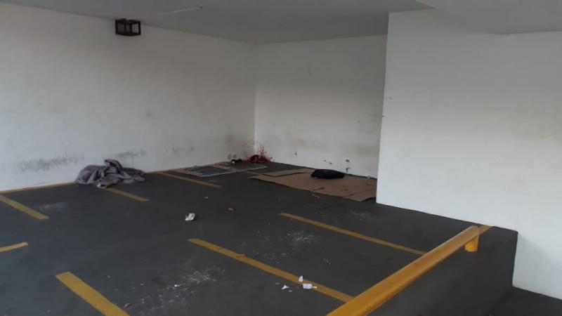 Foto: Polícia Civil - Vítima foi encontrada ensanguentada e com a face desfigurada