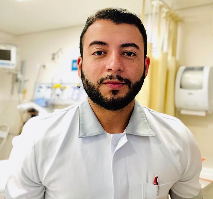 Cedida - O martinopolense Marcos trabalha no Hospital Samaritano