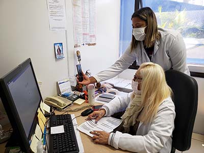 Divulgação/Ipem-SP - Atendimento é feito com médica do trabalho e enfermeira