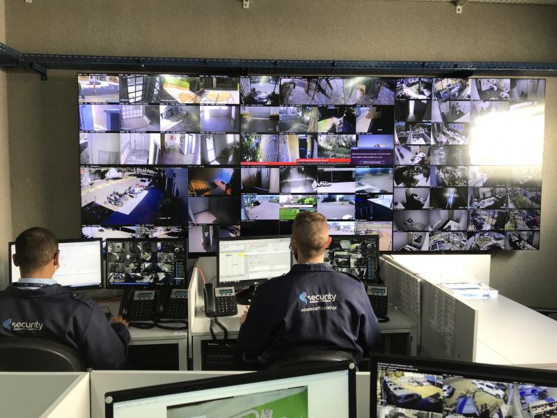 Central de controle da Security Segurança em Presidente Prudente: solução virtual reduz custos e aumenta segurança de condomínios