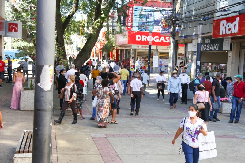 Arquivo - Dados do Sebrae confirmam que o comércio foi o mais afetado com a crise