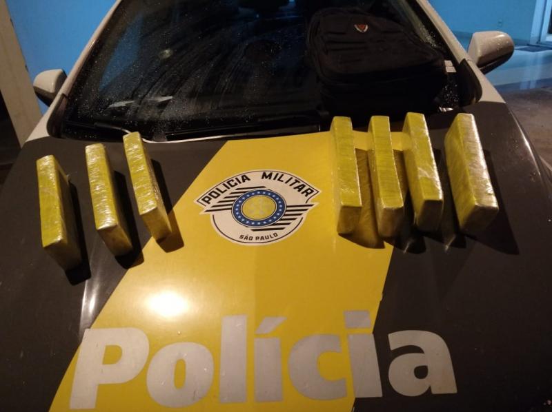 Polícia Militar Rodoviária - Tabletes de maconha totalizaram 6,330 kg 