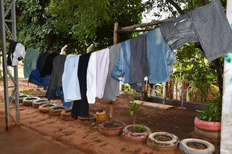 Marcos Sanches - Campanha conta com a distribuição de roupas femininas e masculinas de verão e inverno