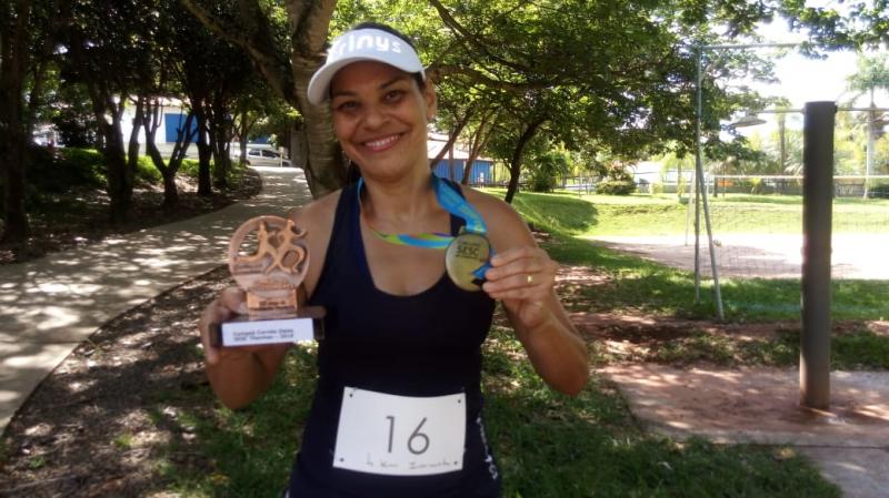 Arquivo Pessoal - Preta carrega outros troféus e medalhas por participações no esportes