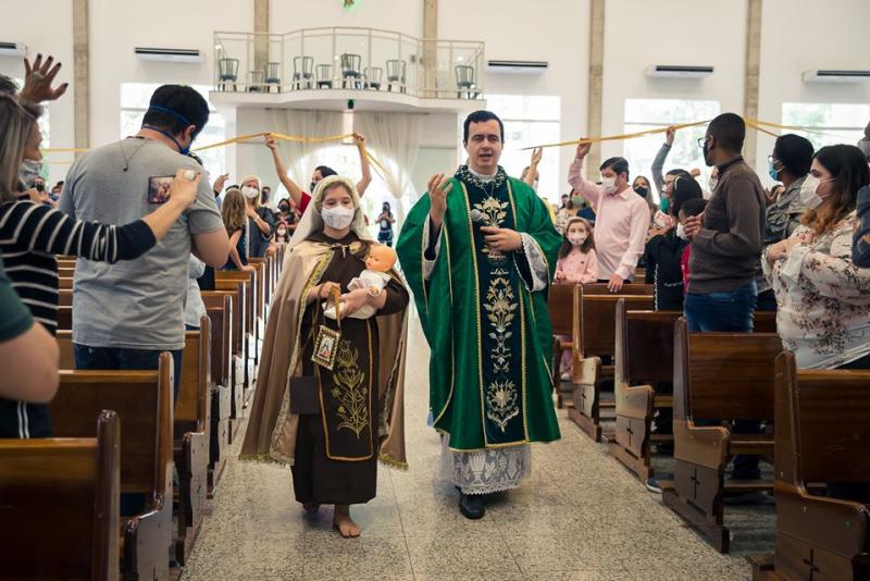 Paróquia Nossa Senhora do Carmo - Padre Rodrigo: “Precisamos nos reinventar, dedicar um tempo maior para observar tudo isso”
