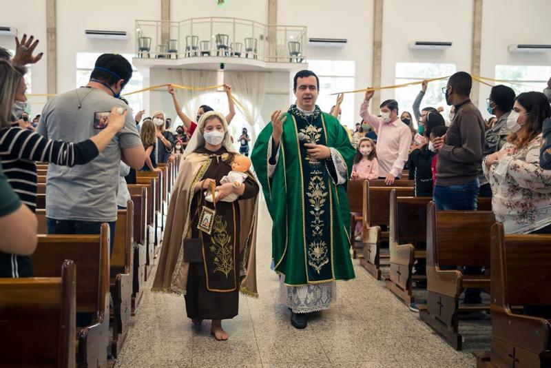 Paróquia Nossa Senhora do Carmo - Padre Rodrigo: “Precisamos nos reinventar, dedicar um tempo maior para observar tudo isso”