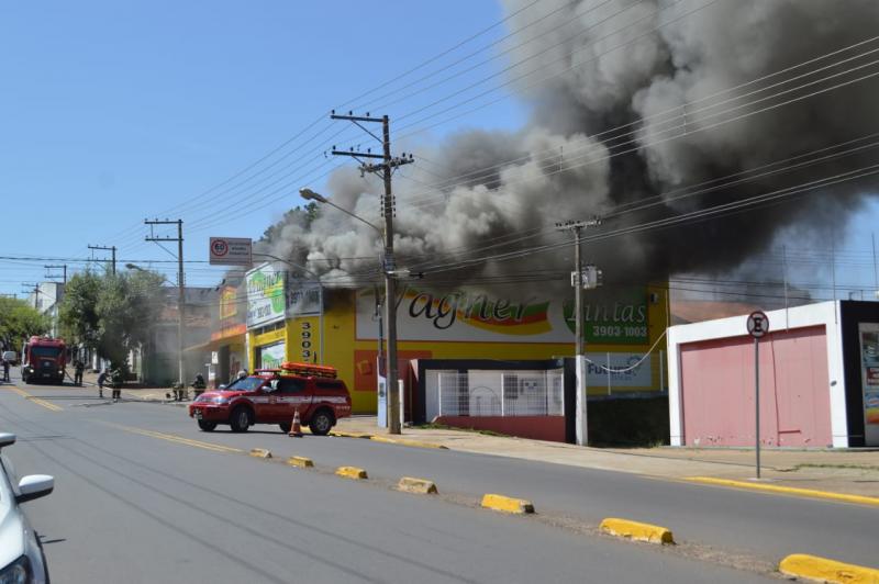 Diego Petolick - Polícia Civil investiga as circunstâncias do incêndio