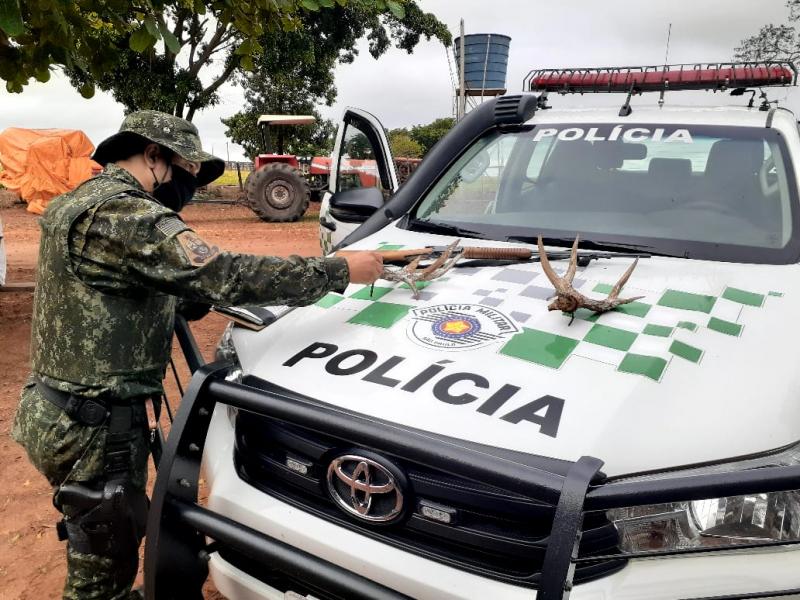 Polícia Militar Ambiental - Materiais apreendidos foram levados a Presidente Prudente