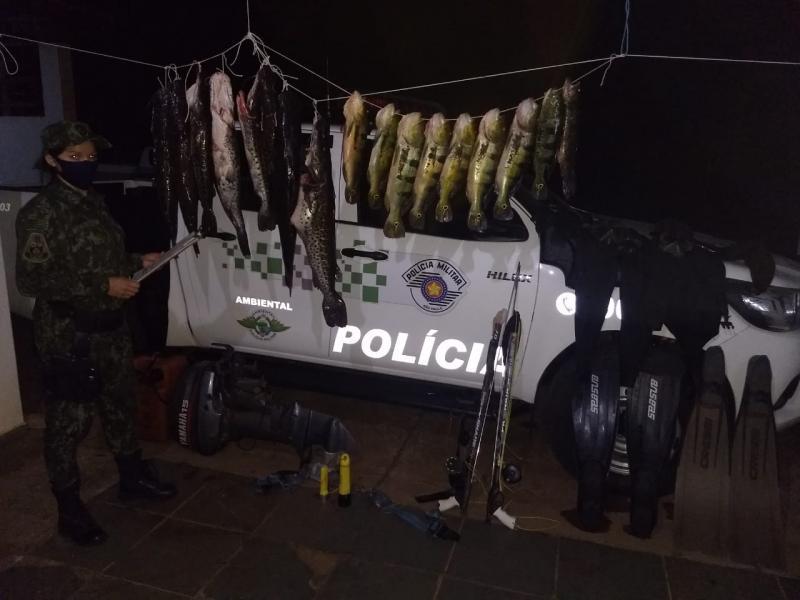 Polícia Militar Ambiental - Os materiais foram levados à Base Operacional de Panorama