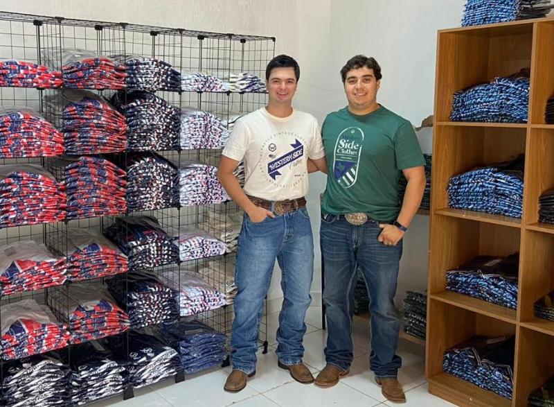 Guilherme Maranho Maia e Guilherme Medeiros di Colla apostam no crescimento do uso da moda country em todo país