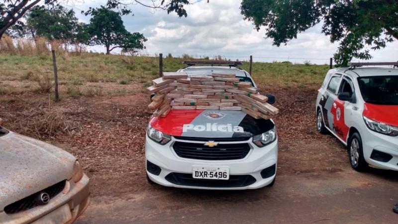 Polícia Militar - Droga seria entregue em Adamantina, segundo acusados