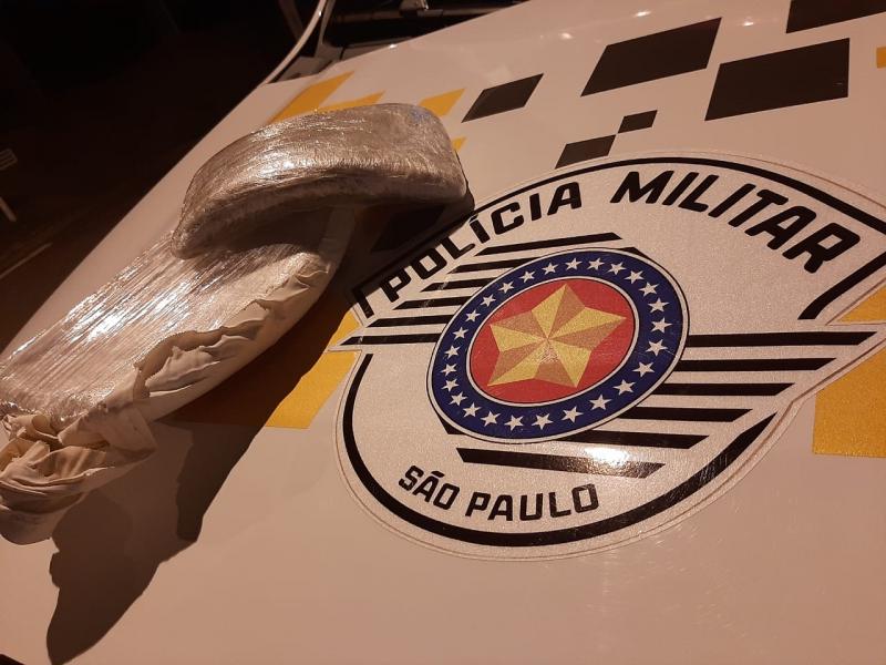 Polícia Militar Rodoviária - Droga seria entregue em Barretos, segundo acusada