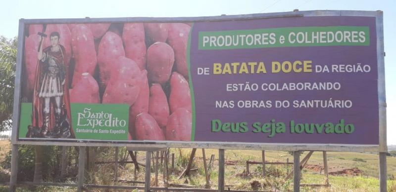 José Costa - Outdoor de agradecimento aos bataticultores na Rodovia Júlio Budiski