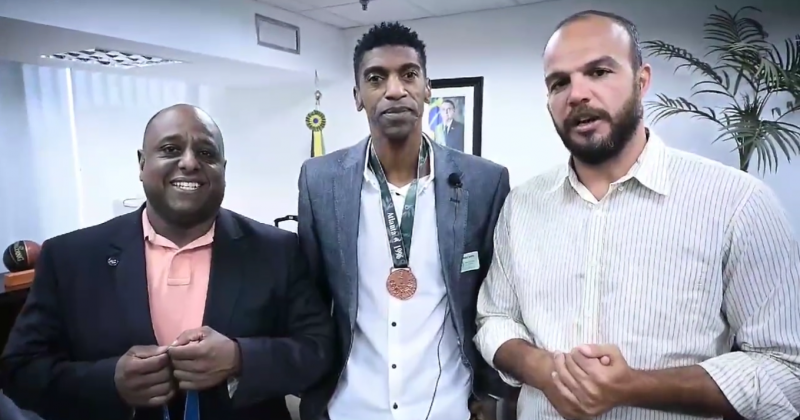 Reprodução - Atleta André Domingos se reuniu com secretários Marcelo Magalhães e Bruno Souza