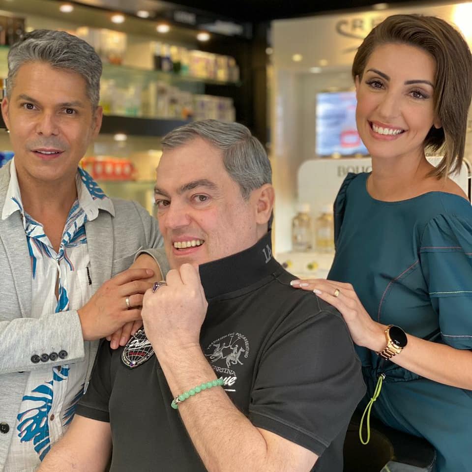 Ana Kumizaki com Marco Antonio de Biaggi e Rodrigo Siqueira, no MG Hair Design