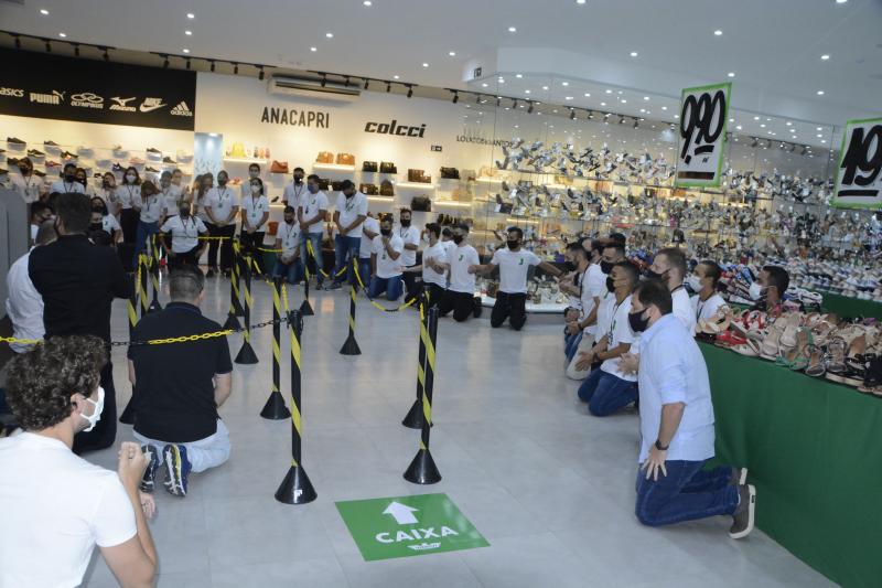  Elisabete Santos - Empresa  naugurou ontem de manhã em Prudente, a sua segunda loja do oeste paulista