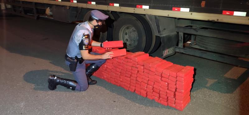 Flagrante ocorreu durante fiscalização na Rodovia Raposo Tavares