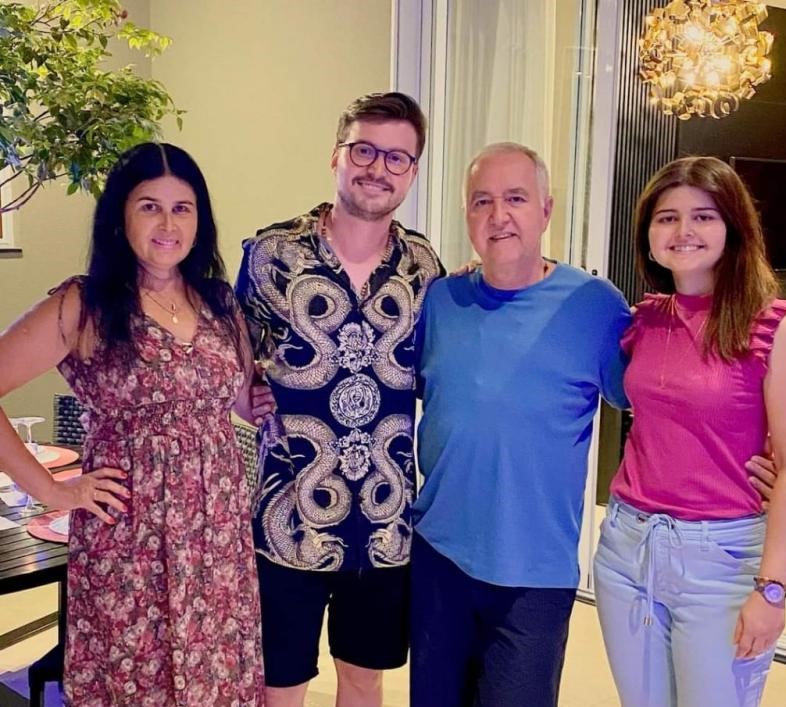 Marisa Sambinelli, Fellipe Sambinelli, Roberto Luiz e Letícia Sambinelli