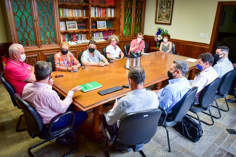 Reunião para debater o plano de trabalho de criação do centro tecnológico ocorreu nesta sexta