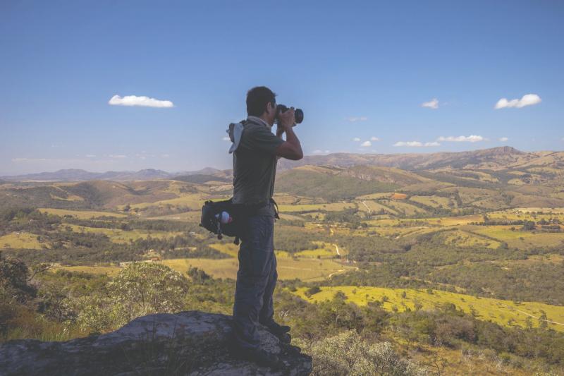 Fotógrafo Adriano Kirihara, na Serra da Canastra