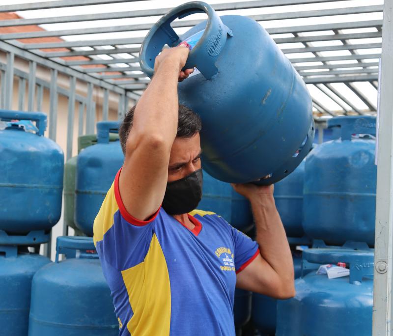 Em estabelecimentos de Prudente, botijão de gás fica mais caro a partir de hoje