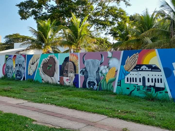 180 m² de grafite narram a história da cidade contida no hino de Presidente Prudente