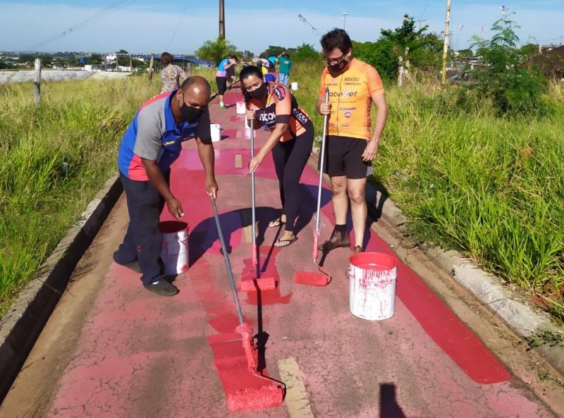 Trecho que recebeu nova pintura fica entre o Lar dos Meninos e o Jardim Cobral