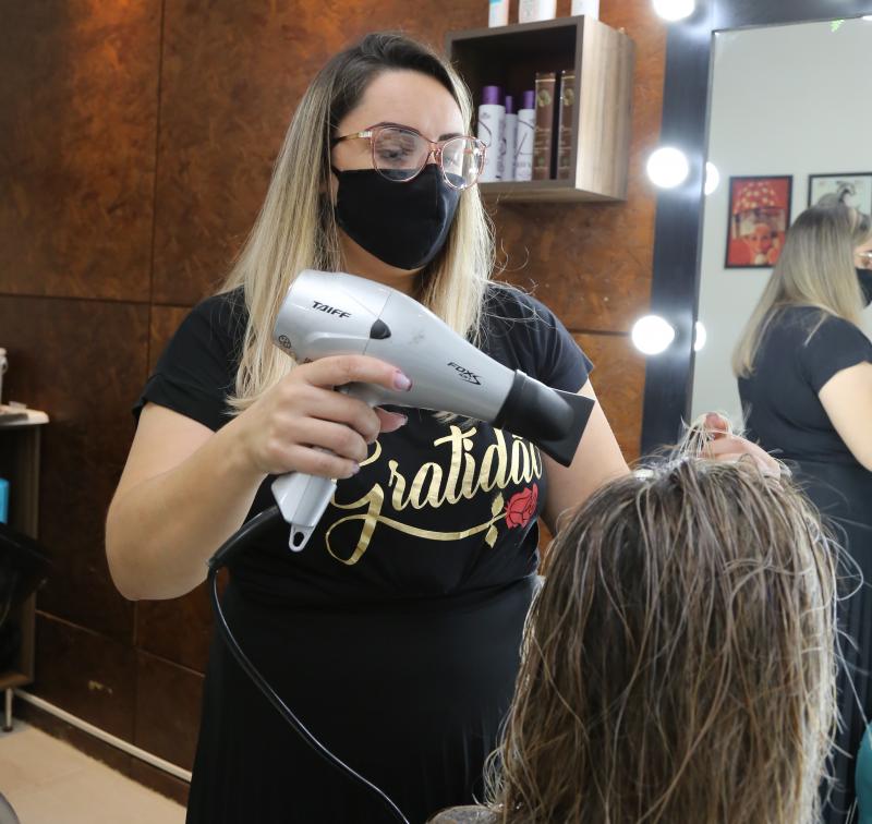 Gislene aguarda ansiosa a retomada das atividades (foto tirada durante a fase amarela)