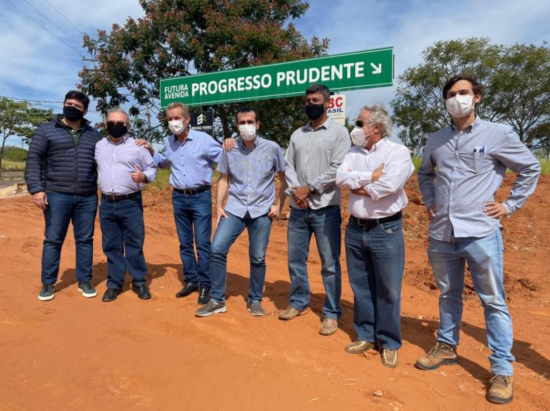 Chefe do Executivo foi recepcionado ontem no local pelos empreendedores responsáveis pelo projeto