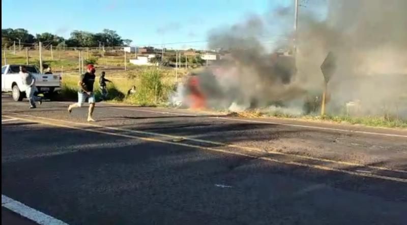 De acordo com o Corpo de Bombeiros, a colisão foi por volta das 7h55