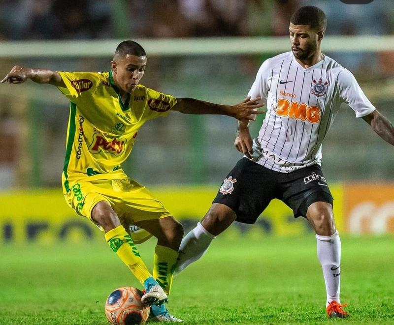 João Arthur (na foto quando atuava no Mirassol) já era conhecido da diretoria do Grêmio Prudente