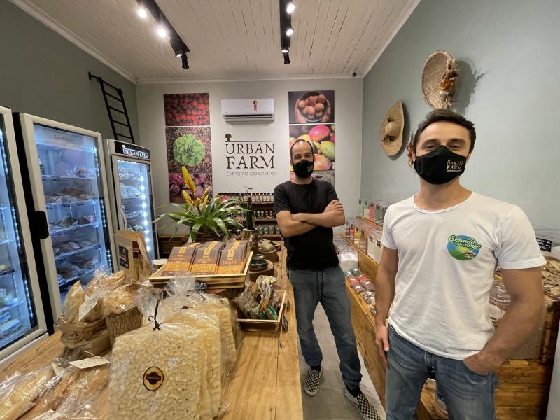 João Lucas Agustinho e Samuel Pirondi