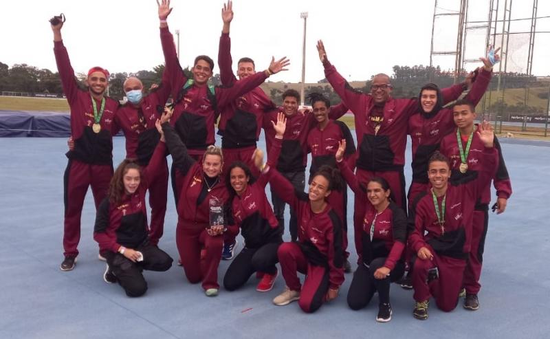 Equipe voltou com um 3° lugar no masculino geral, 32° no feminino geral e 7° no geral absoluto