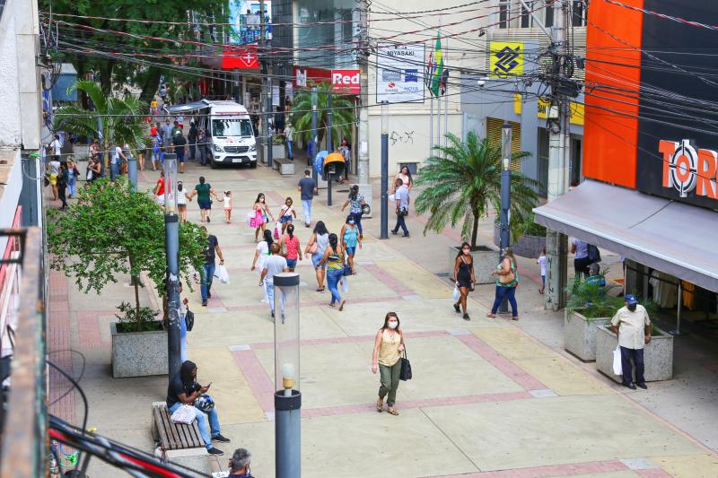 Campanha conscientiza cidadãos a consumirem no comércio local