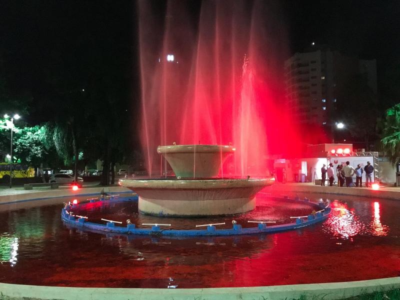 Ato de abertura da ação foi realizado ontem à noite na Praça Nove de Julho