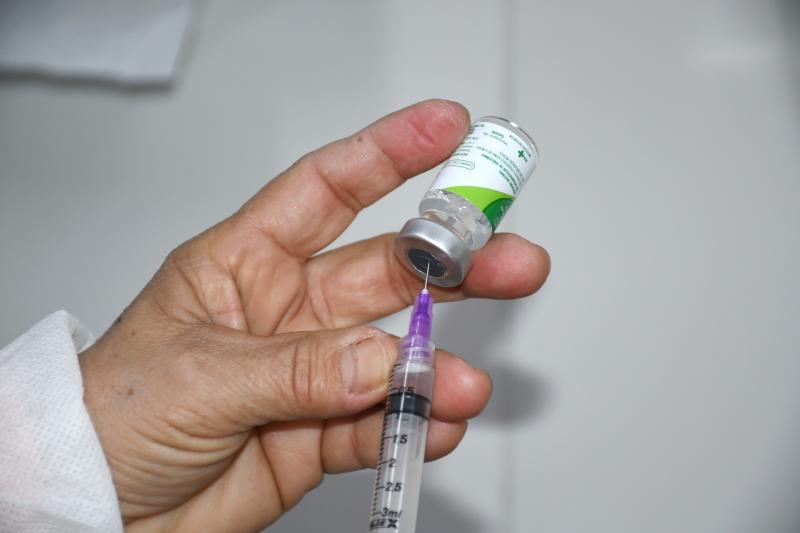 Campanha de imunização contra a Covid-19 está em andamento desde 21 de janeiro