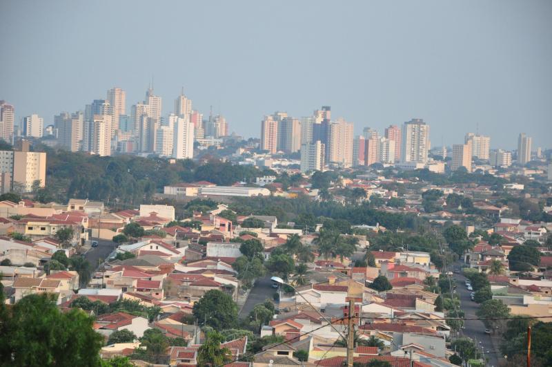  Entre os municípios de 100 a 500 mil habitantes destaca-se na 47ª posição