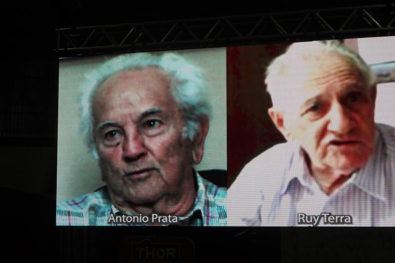DURANTE A CERIMÔNIA O TELÃO EXIBIU AS IMAGENS DE ANTONIO RENATO PRATA E RUY TERRA