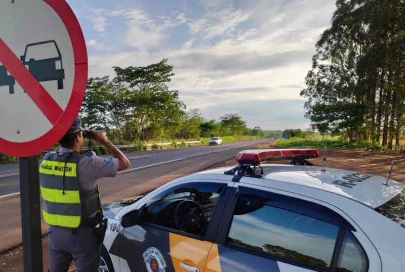 Operação começou na madrugada de sexta-feira e seguiu até o final da noite de ontem, em diversos trechos de rodovias