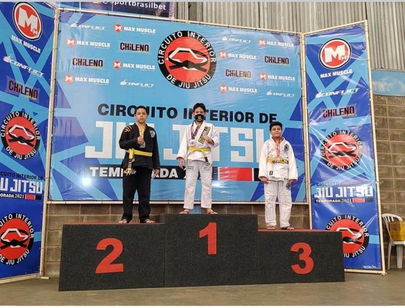 Yuri foi campeão Infantil B até 59 quilos