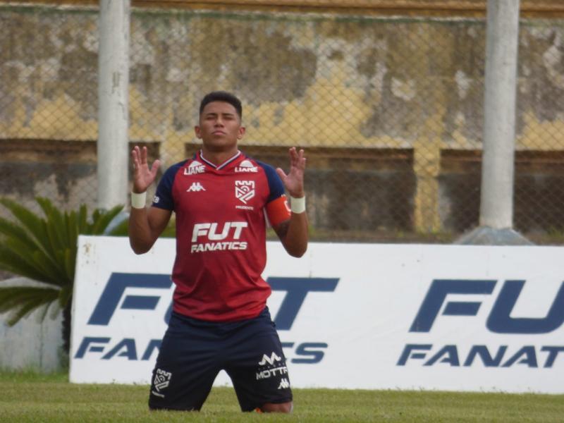 Lateral-direito, Lucas Marques, construiu o contra-ataque do segundo gol do Grêmio feito por Léo Couto 