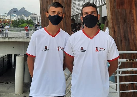 Alisson e o atleta Fernando já estão no Rio de Janeiro