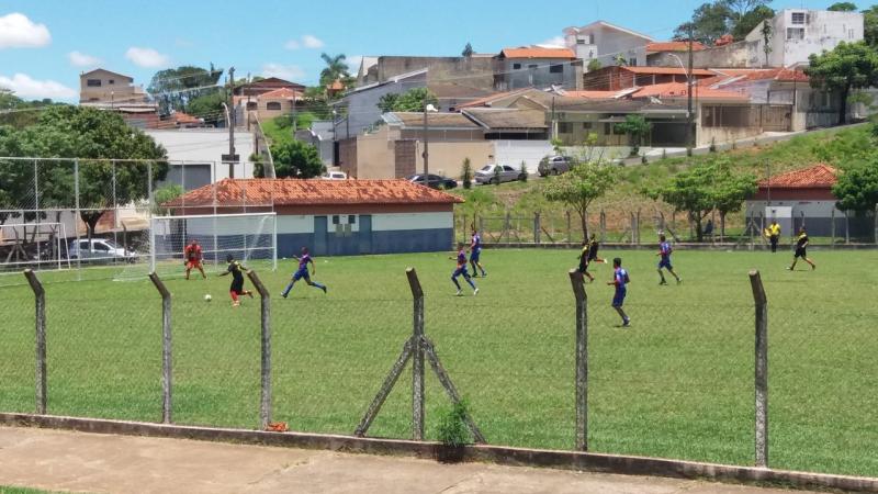 Na 2ª rodada, ontem, Amigos do Neguin venceu o OPCC por 3 a 0